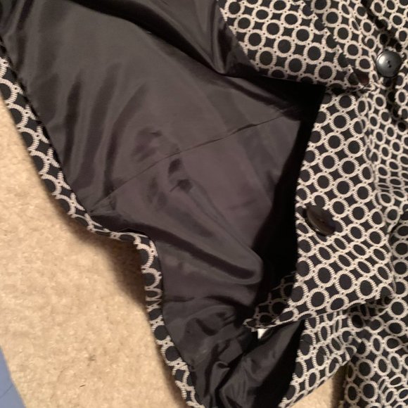 Notations Petite Black and White Cropped Blazer Size PS - Picture 7 of 9